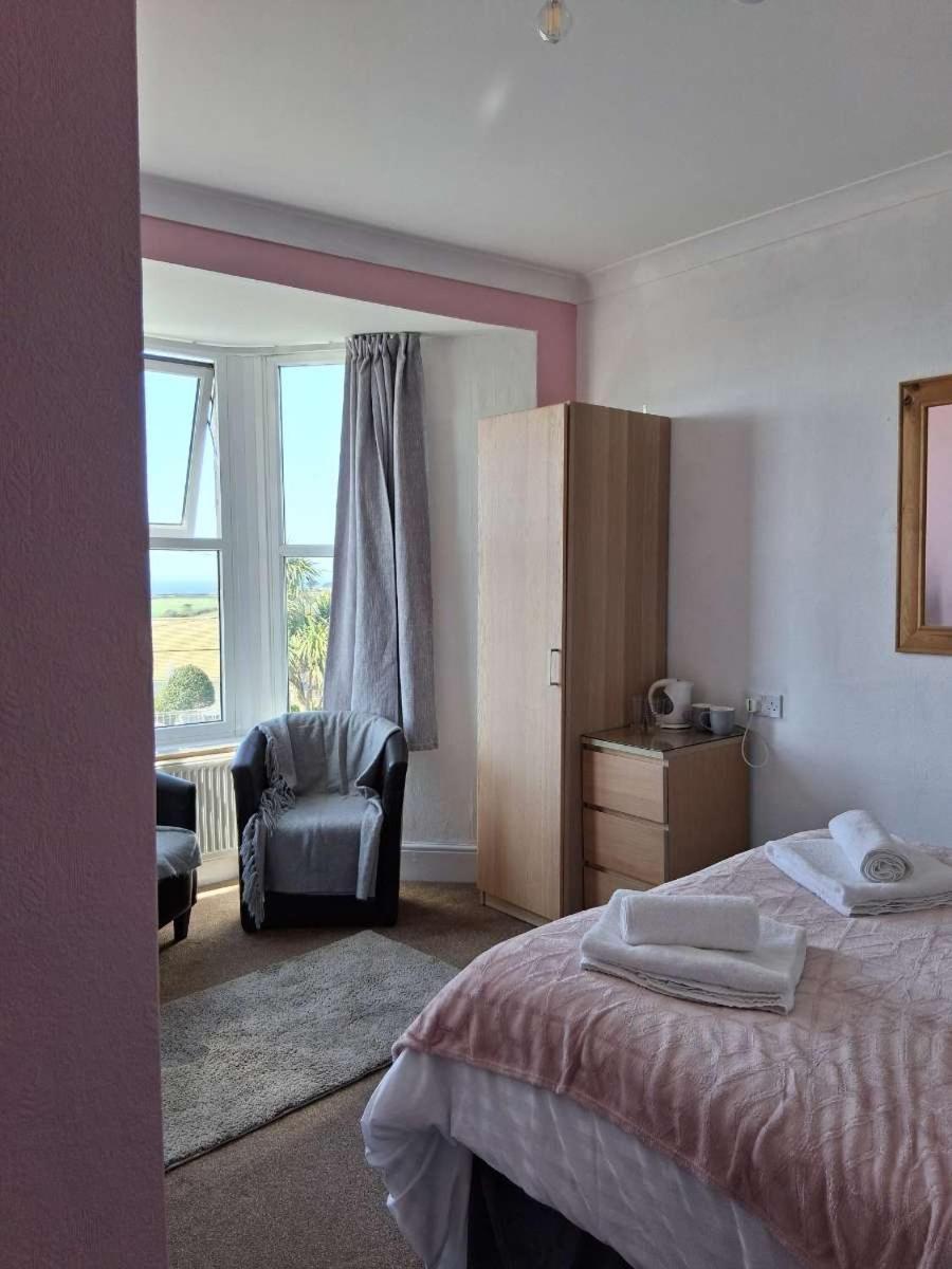 The Mounts Bay Inn ملايون المظهر الخارجي الصورة