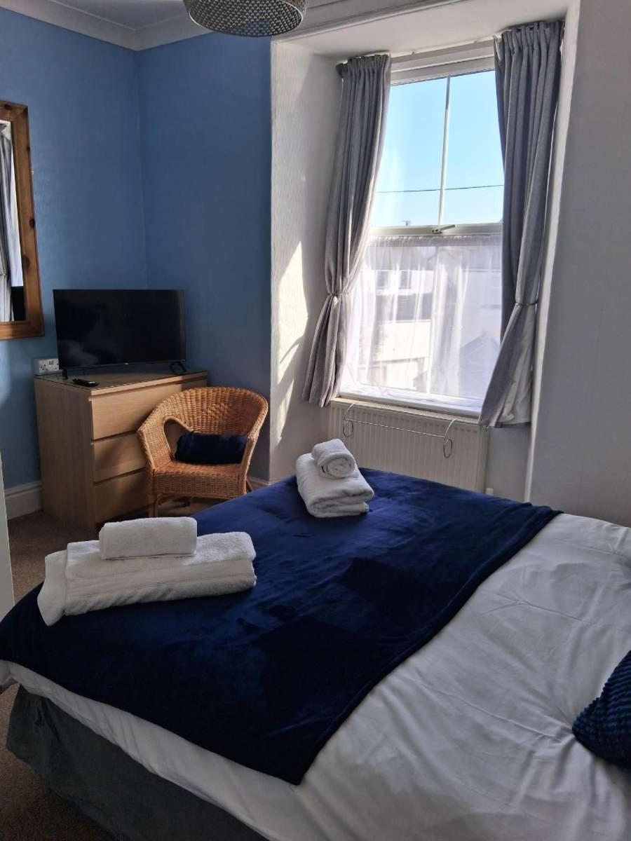 The Mounts Bay Inn ملايون المظهر الخارجي الصورة