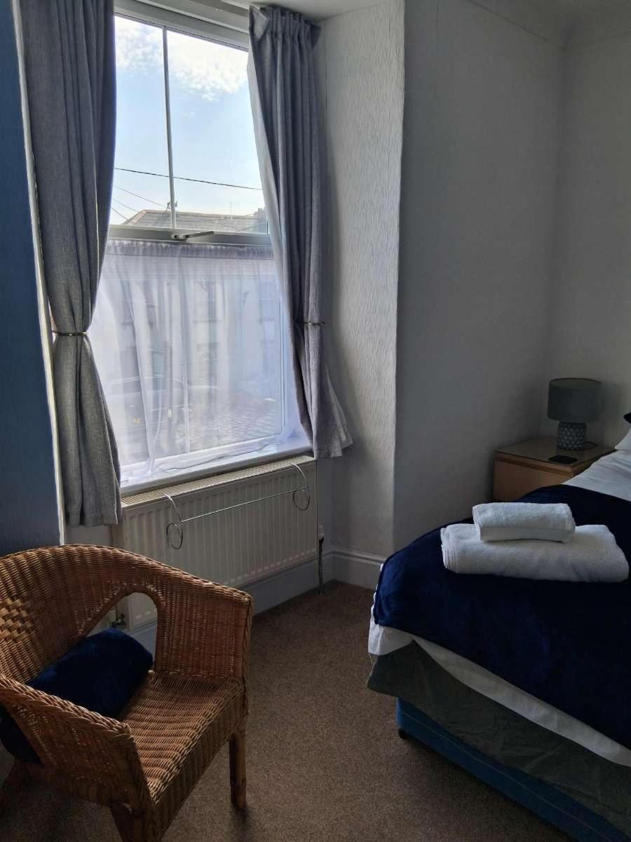 The Mounts Bay Inn ملايون المظهر الخارجي الصورة